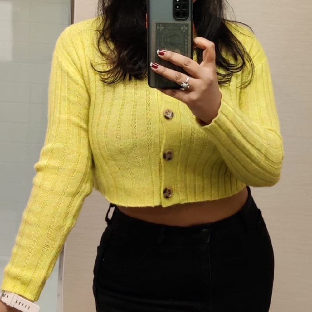Yellow wool knit crop top